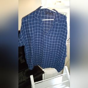 Tahari short sleeve top 100% linen L